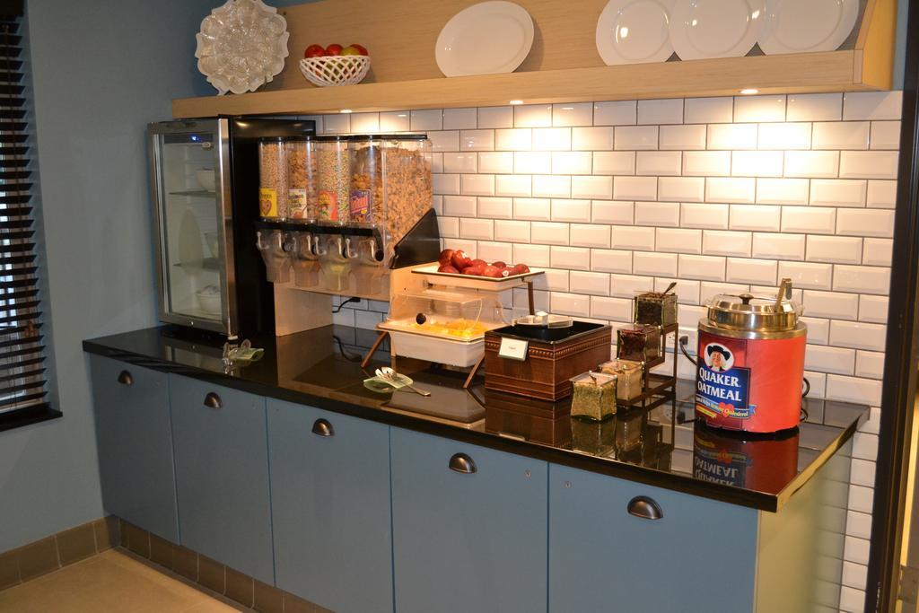 Country Inn & Suites By Radisson Roseville - St Paul Bagian luar foto